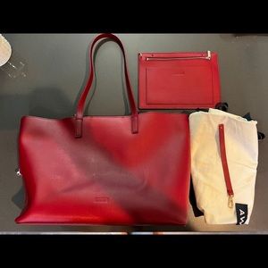 Away Latitude Bag - Ruby Red